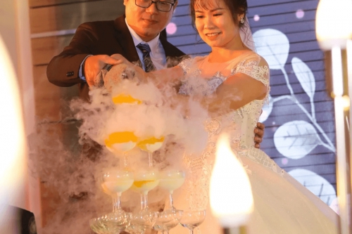 Chụp Tiệc Truyền Thống